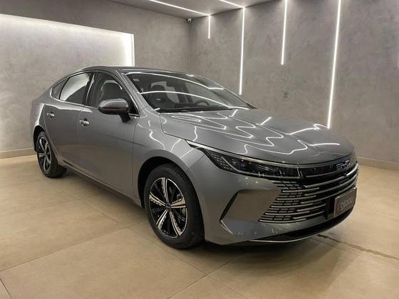 BYD KING 1.5 DM-I PHEV GL AUTOMÁTICO BYD KING 1.5 DM-I PHEV GL AUTOMÁTICO